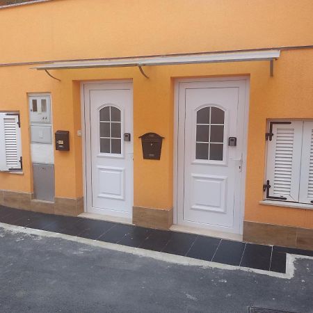 Apartma Eli2 Apartment Koper Bagian luar foto